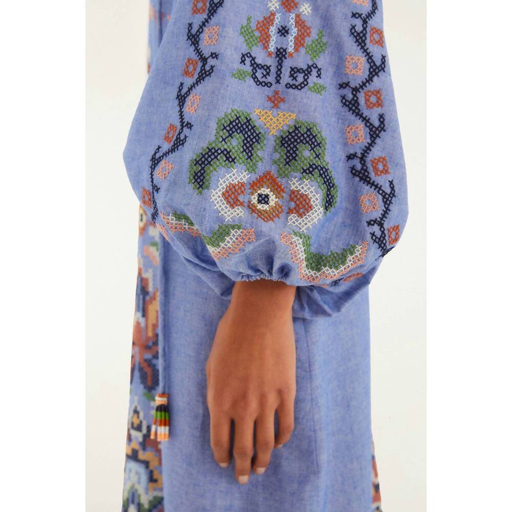 NEW FARM RIO embroidered midi dress in garden tapestry blue - Picture 5 of 5